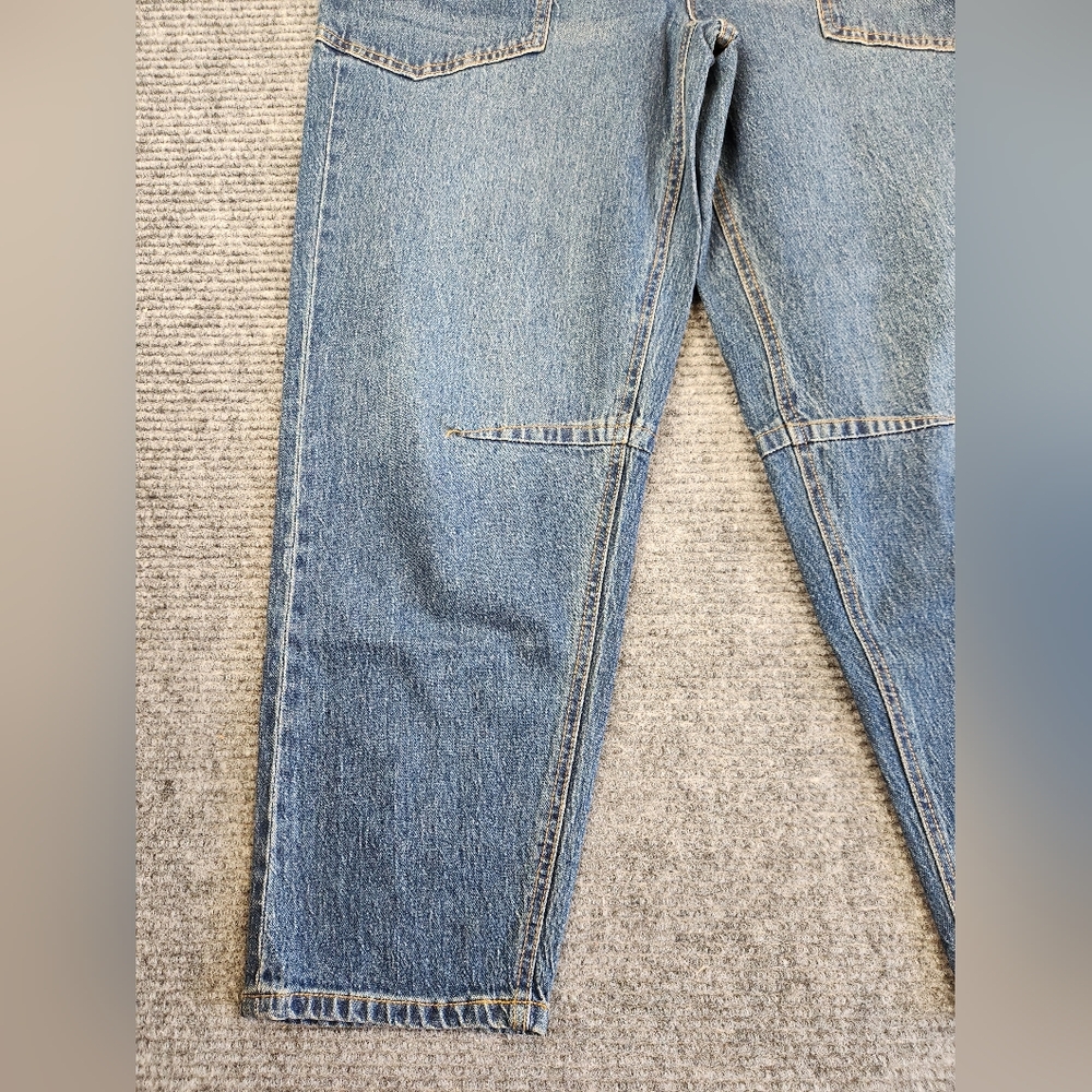 Frye Barrel Jeans Womens Sz 2 Button Fly 5-Pockets Dark/Medium Wash Outdoor NWT - Picture 2 of 16